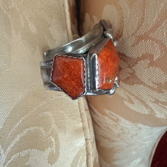 bracelet - Picture 2 of 6